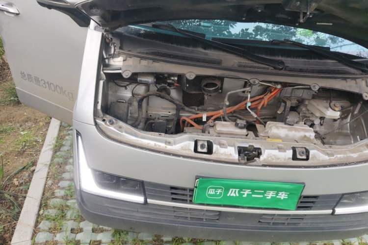 Used CAVAN Le Fu 2025 Rui Xing Edition Le Edition with Blackout Windows CATL 41.86 kWh Engine Bay Right