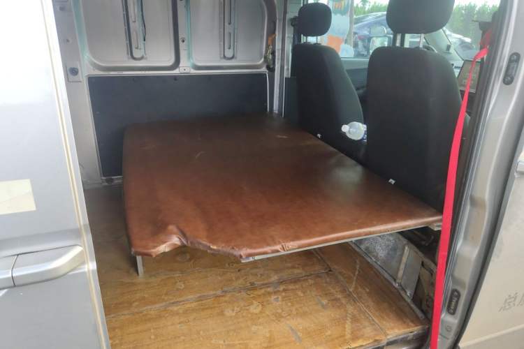 Used CAVAN Le Fu 2025 Rui Xing Edition Le Edition with Blackout Windows CATL 41.86 kWh Left Rear Seat