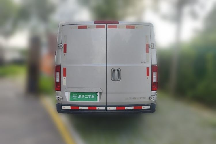 Used CAVAN Le Fu 2025 Rui Xing Edition Le Edition with Blackout Windows CATL 41.86 kWh Rear