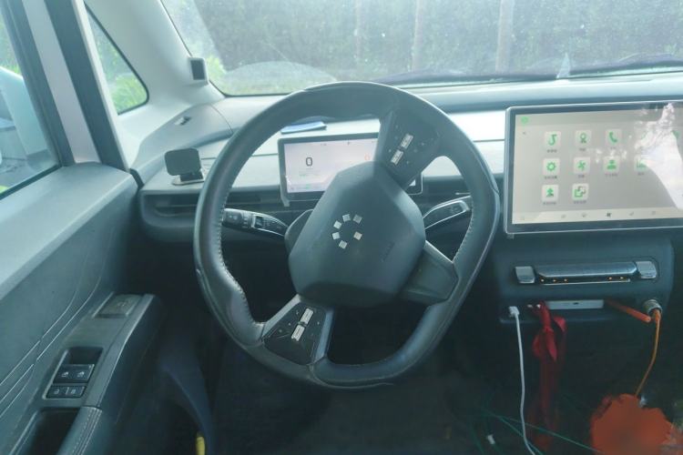 Used CAVAN Le Fu 2025 Rui Xing Edition Le Edition with Blackout Windows CATL 41.86 kWh Steering Wheel