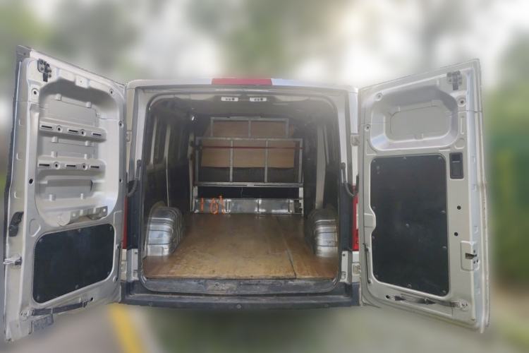 Used CAVAN Le Fu 2025 Rui Xing Edition Le Edition with Blackout Windows CATL 41.86 kWh Trunk