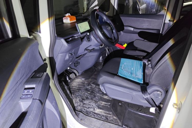 Used CAVAN Le Fu 2025 Lefu PLUS Comfort Edition Ford Version with Clear Windows Aiyike 50.23 kWh Driver Seat
