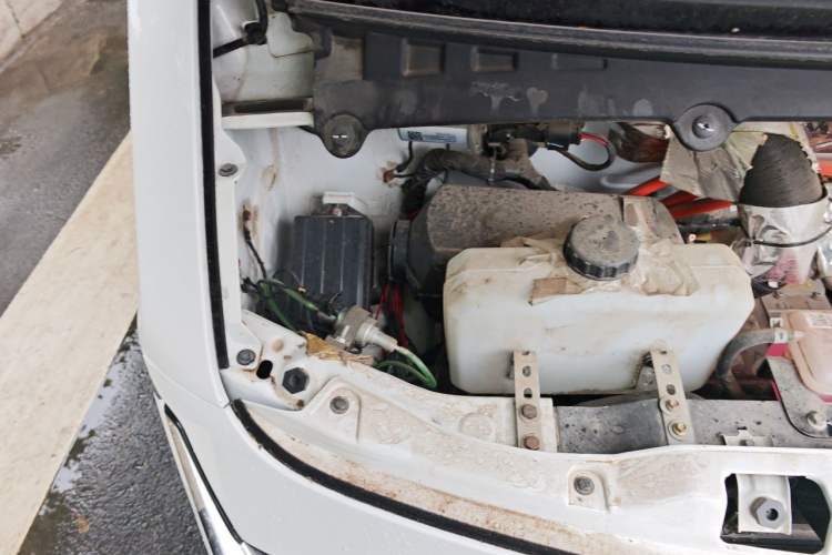 Used CAVAN Le Fu 2025 YueXing Edition Fu Version Open-Window Model Aiyike 50.23 kWh Engine Bay Right