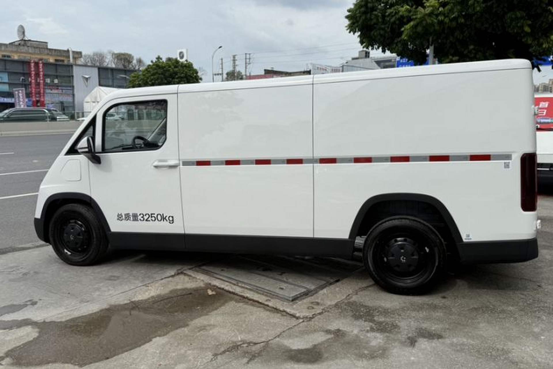 Used CAVAN Le Fu 2025 LeFu PLUS YueXing Edition+, Le Edition Blind Window, Aiyike 60.37 kWh Exterior 2