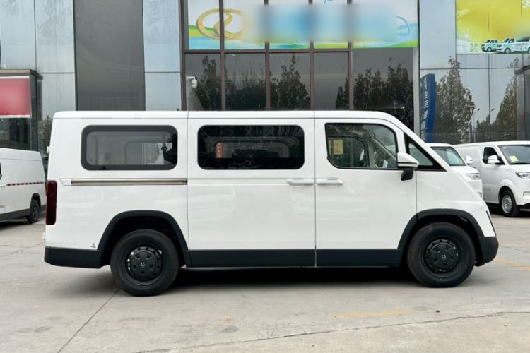 Used CAVAN Le Fu 2025 YueXing Edition Fu Version Open-Window Model Aiyike 50.23 kWh Exterior 5