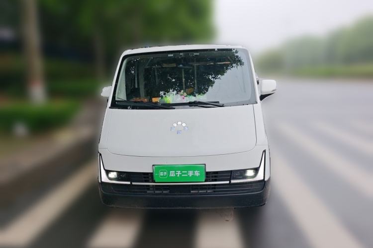 Used CAVAN Le Fu 2025 YueXing Edition Fu Version Open-Window Model Aiyike 50.23 kWh Front