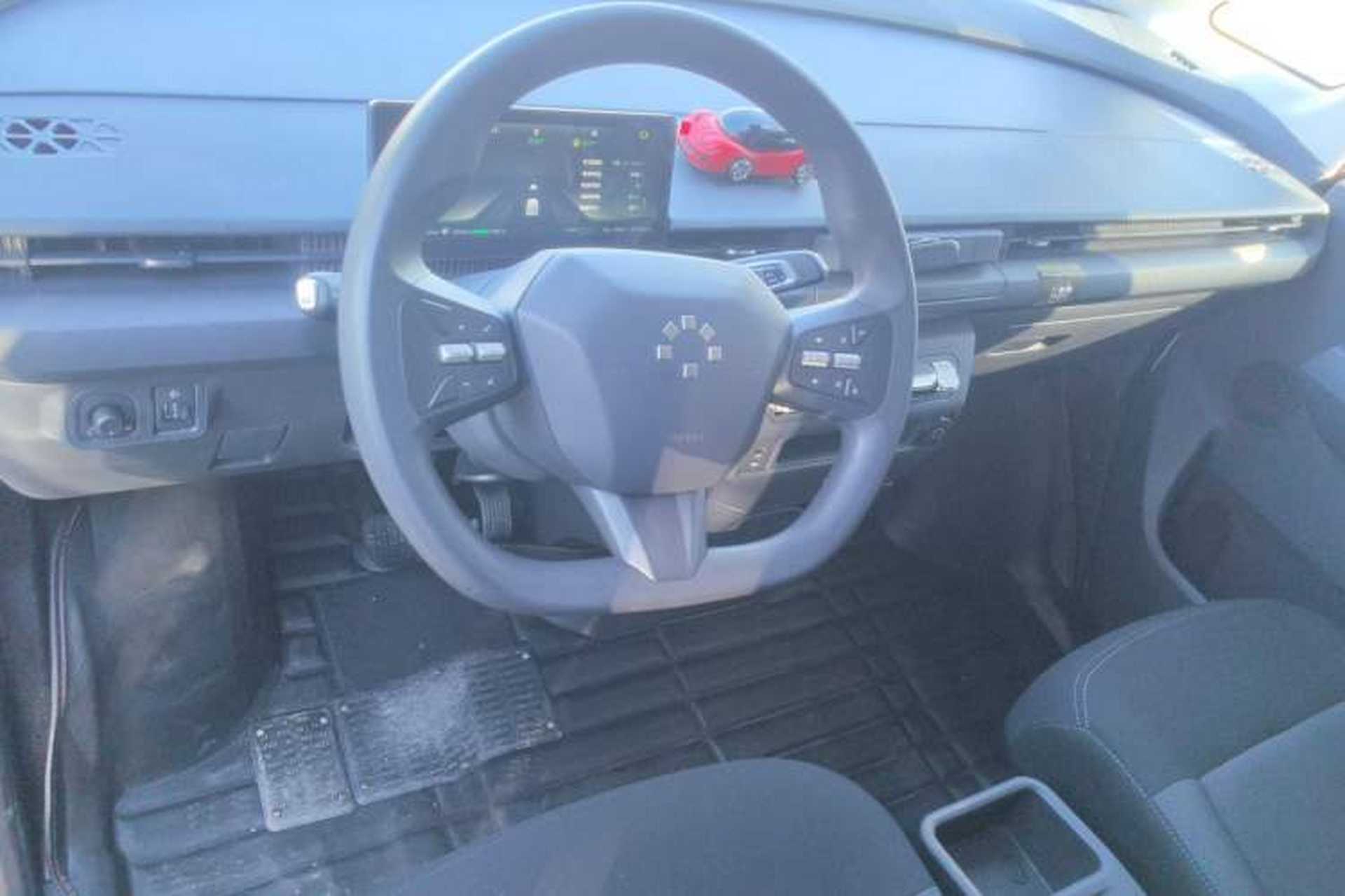 Used CAVAN Le Fu 2025 Comfort Edition Full-View Version Aiyike 50.23 kWh Interior 3