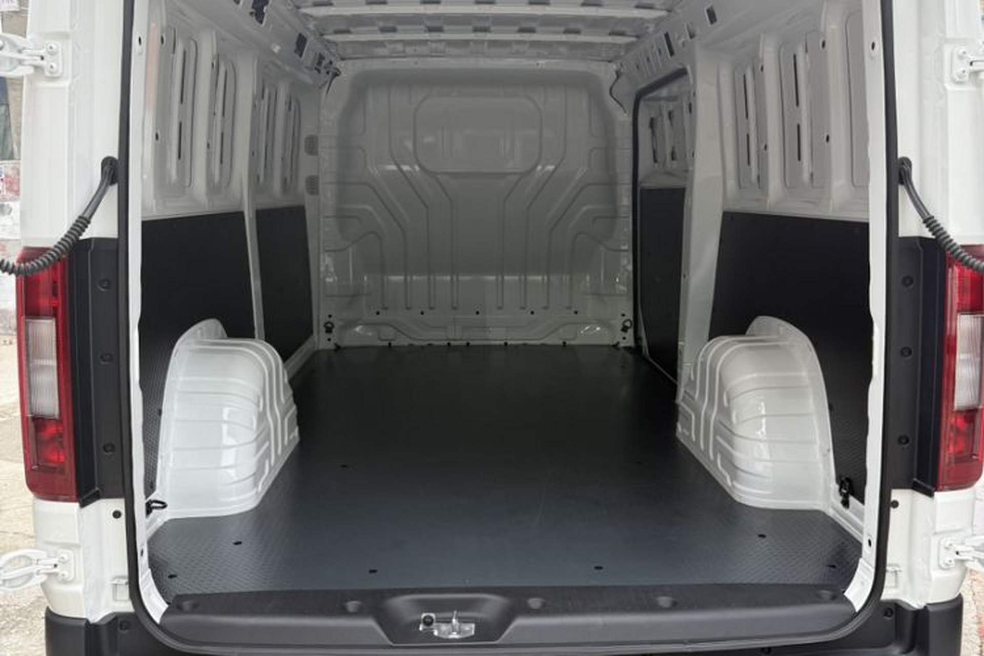 Used CAVAN Le Fu 2025 LeFu PLUS YueXing Edition+, Le Edition Blind Window, Aiyike 60.37 kWh Interior 4