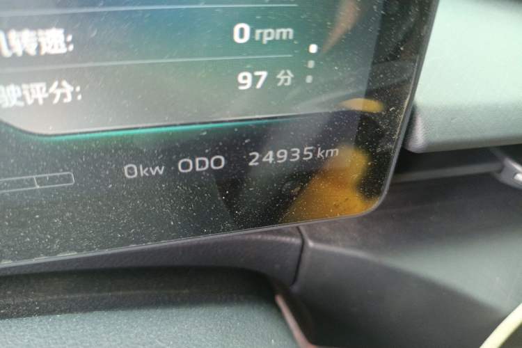 Used CAVAN Le Fu 2025 Lofu PLUS Comfort Edition L-Style Blind Windows Aiyike 50.23 kWh Odometer Close Up