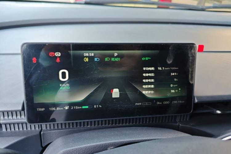 Used CAVAN Le Fu 2025 Comfort Edition Full-View Version Aiyike 50.23 kWh Odometer Close Up