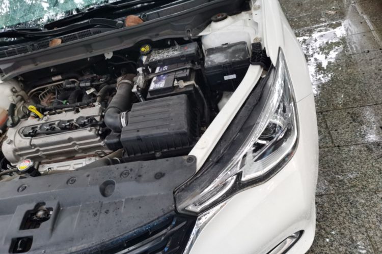Used CHANGAN Alsvin 2019 1.5L DCT Comfort Model China VI Standard Engine Bay Left
