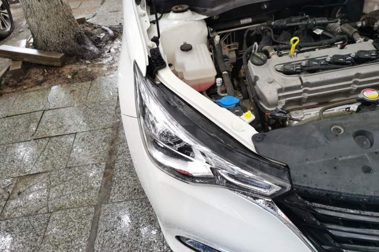 Used CHANGAN Alsvin 2019 1.5L DCT Comfort Model China VI Standard Right Front Headlight