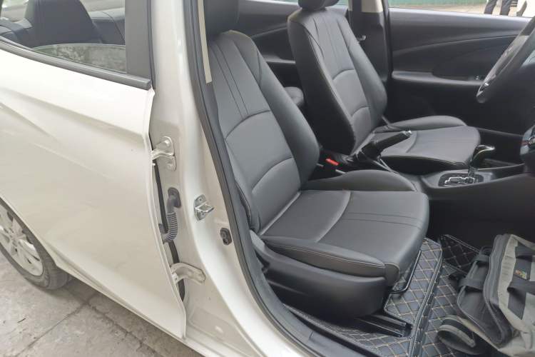 Used CHANGAN Alsvin 2019 1.5L DCT LianDong Cloud Edition Right Front Seat