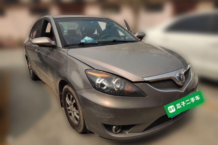 Used CHANGAN Alsvin 2009 Sedan 1.5L Manual Luxury Model Front Right 45 Deg