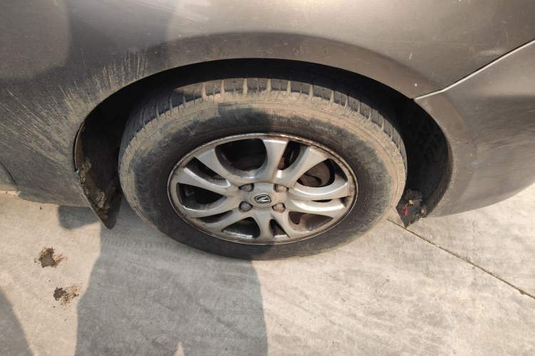 Used CHANGAN Alsvin 2009 Sedan 1.5L Manual Luxury Model Right Front Wheel Hub