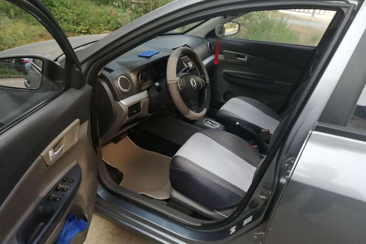 Used CHANGAN Alsvin 2009 Sedan 1.5L Automatic Luxury Model Driver Seat