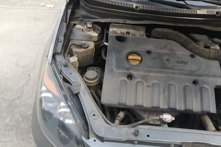 Used CHANGAN Alsvin 2009 Sedan 1.5L Automatic Luxury Model Engine Bay Right