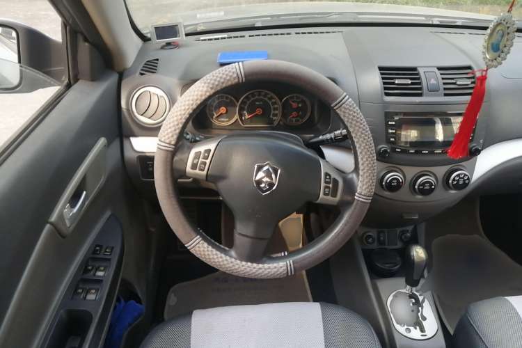 Used CHANGAN Alsvin 2009 Sedan 1.5L Automatic Luxury Model Steering Wheel