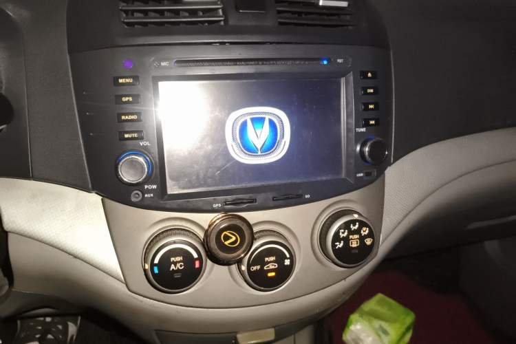 Used CHANGAN Alsvin 2009 Sedan 1.5L Manual Standard Model Audio And AC Panel