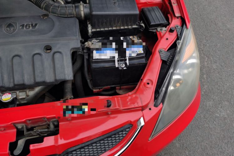 Used CHANGAN Alsvin 2009 Sedan 1.5L Automatic Luxury Model Engine Bay Left