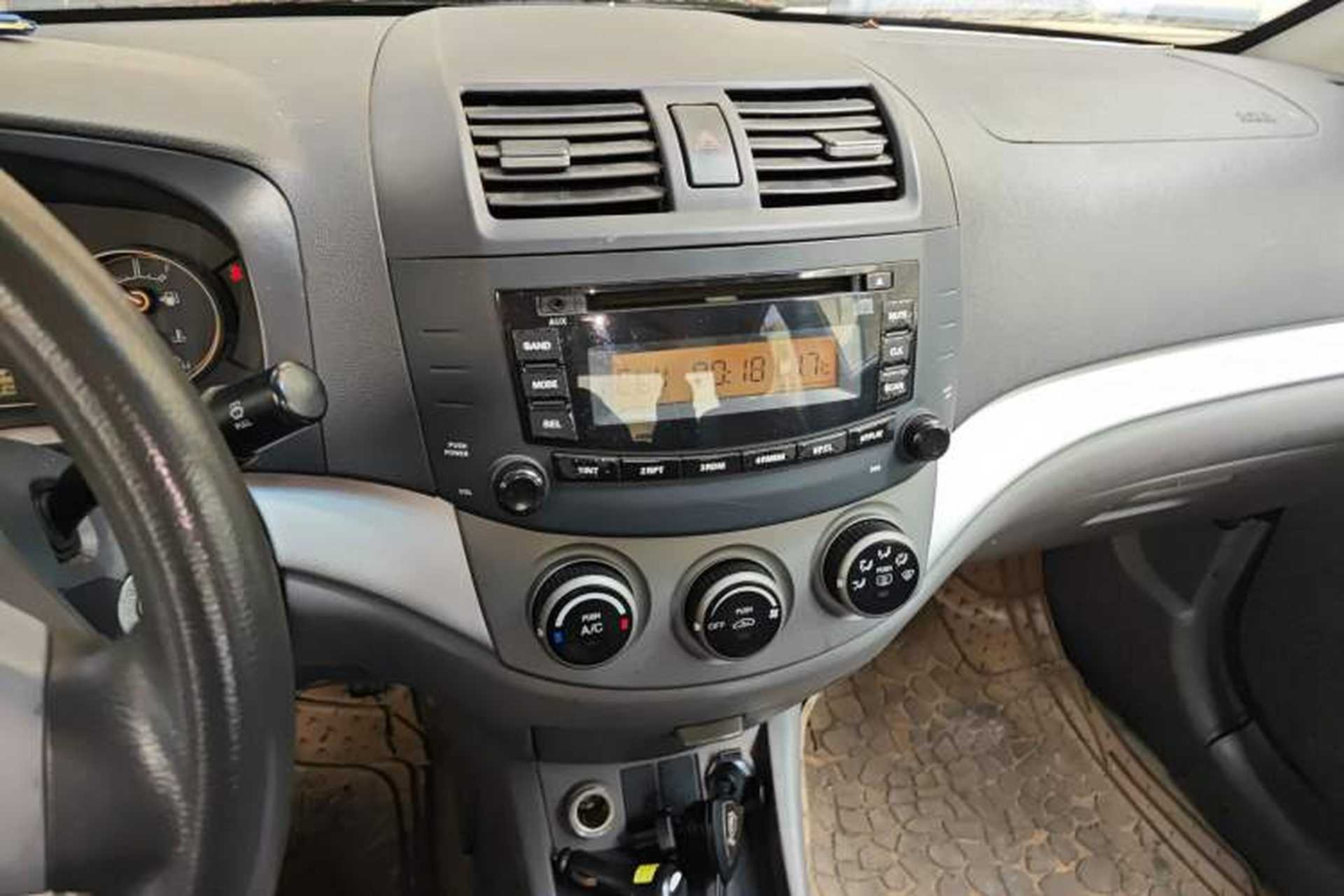 Used CHANGAN Alsvin 2009 Sedan 1.5L Manual Luxury Model Audio And AC Panel