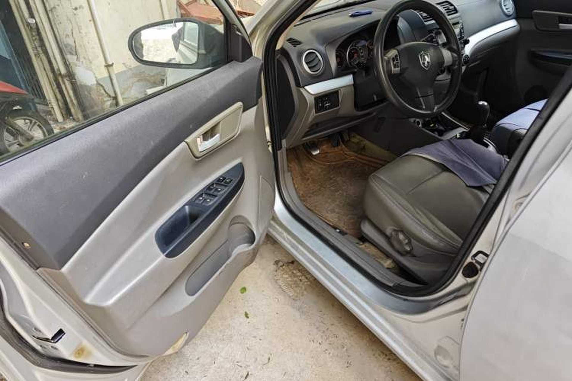 Used CHANGAN Alsvin 2009 Sedan 1.5L Manual Luxury Model Driver Seat