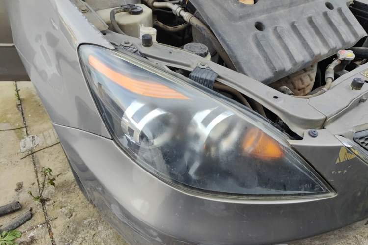 Used CHANGAN Alsvin 2010 Hatchback 1.5L Manual Comfort Edition Right Front Headlight