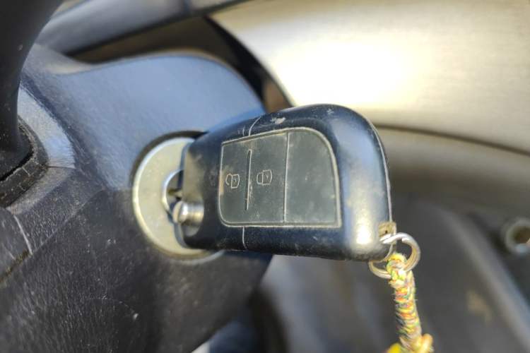 Used CHANGAN Alsvin 2010 Hatchback 1.5L Manual Comfort Edition Vehicle Key