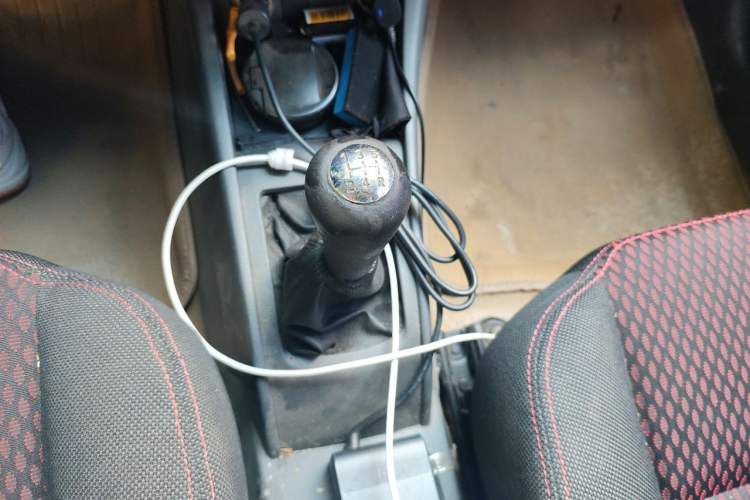 Used CHANGAN Alsvin 2010 Sedan 1.5L Manual Sport Edition Gear Lever