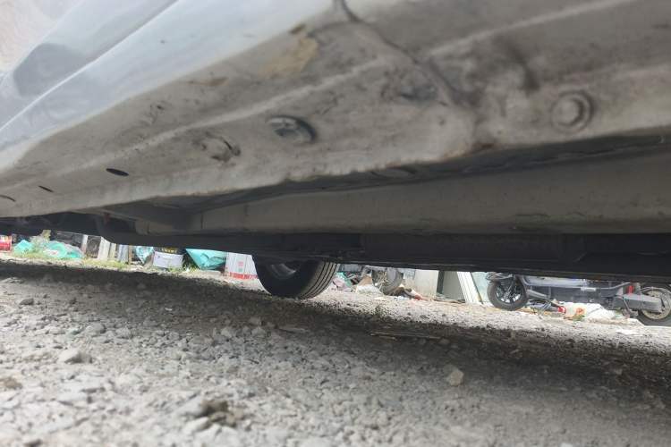 Used CHANGAN Alsvin 2010 Sedan 1.5L Manual Sport Edition Chassis Front Right