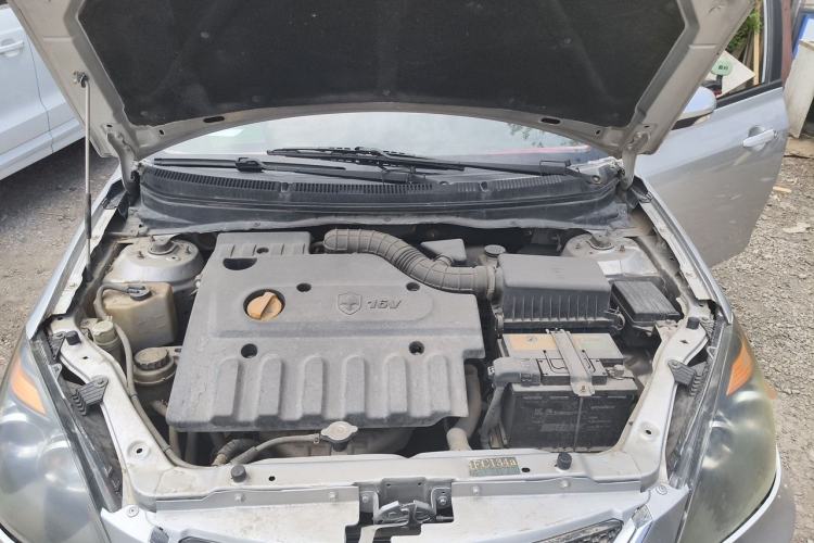 Used CHANGAN Alsvin 2010 Sedan 1.5L Manual Sport Edition Engine Bay