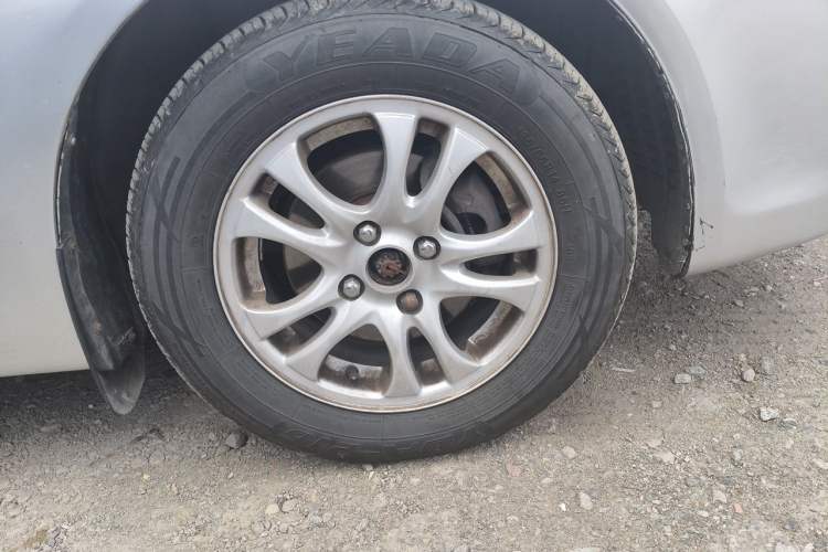 Used CHANGAN Alsvin 2010 Sedan 1.5L Manual Sport Edition Right Front Wheel Hub