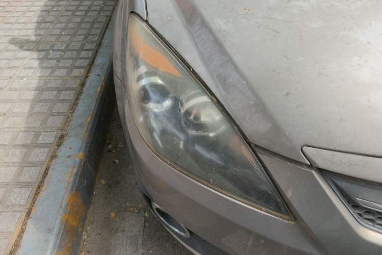 Used CHANGAN Alsvin 2012 Sedan 1.5L Manual Luxury Model Right Front Headlight