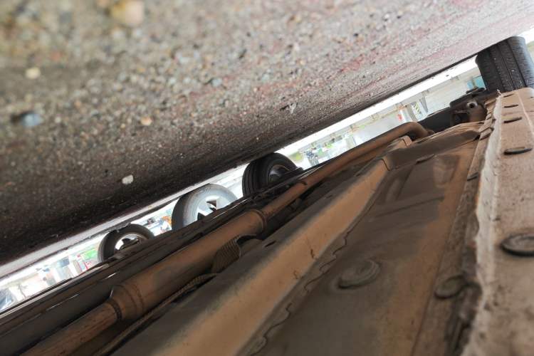 Used CHANGAN Alsvin 2012 Sedan 1.5L Manual Comfort Model Chassis Front Right