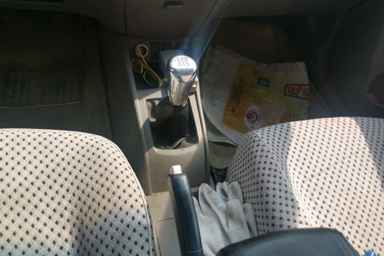 Used CHANGAN Alsvin 2012 Sedan 1.5L Manual Luxury Model Gear Lever