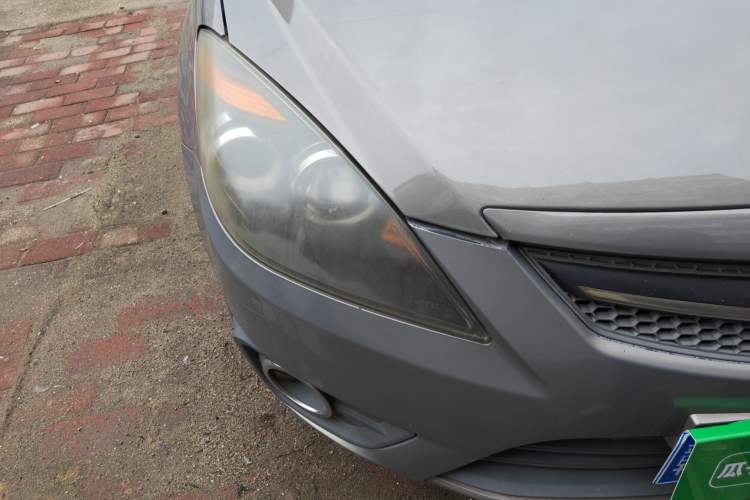 Used CHANGAN Alsvin 2012 Sedan 1.5L Manual Comfort Model Right Front Headlight