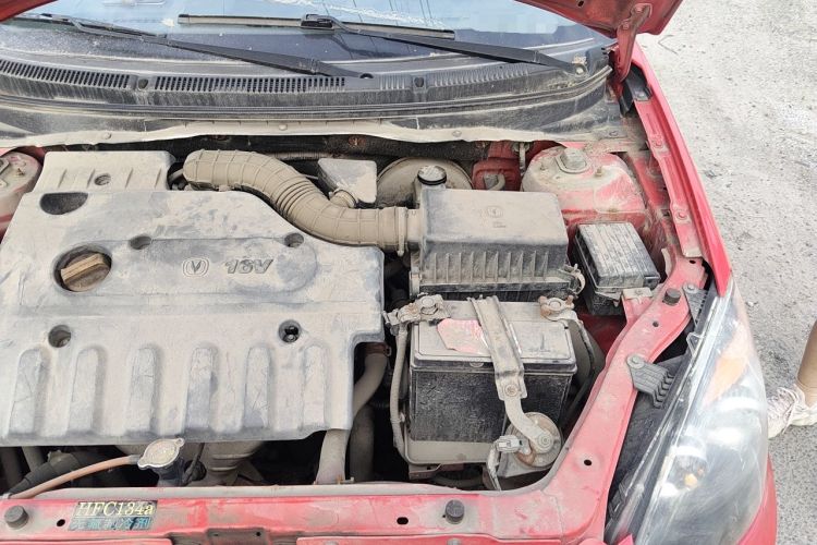 Used CHANGAN Alsvin 2012 Sedan 1.5L Manual Comfort Model Engine Bay Left