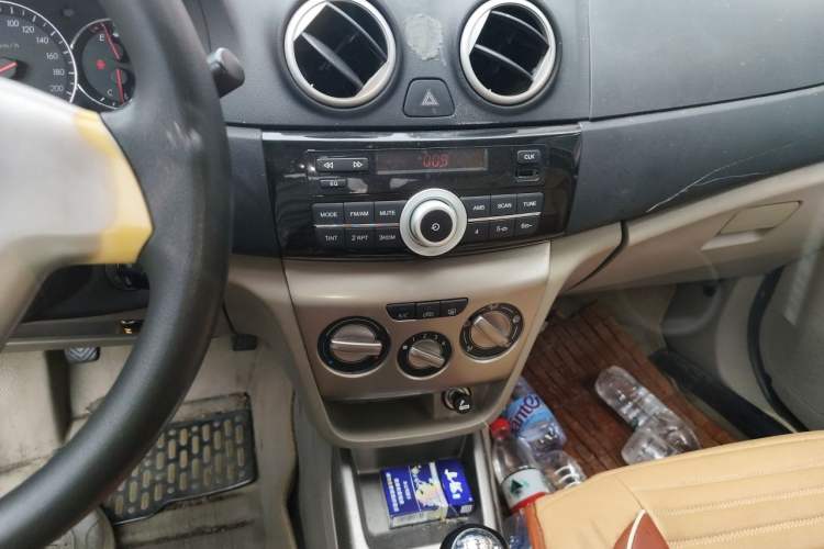 Used CHANGAN Alsvin 2012 Sedan 1.5L Manual Comfort Model Audio And AC Panel