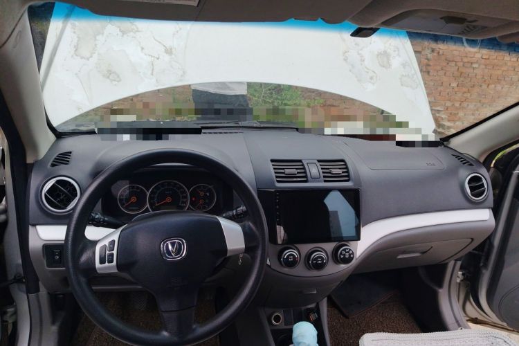 Used CHANGAN Alsvin 2012 Sedan 1.5L Manual Luxury Model Center Console