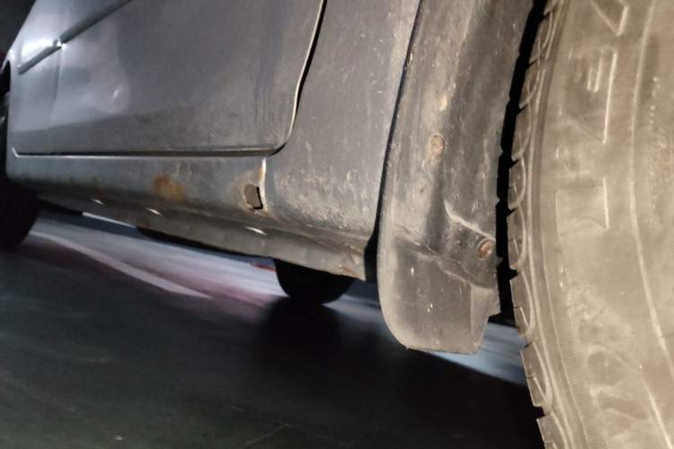 Used CHANGAN Alsvin 2012 Sedan 1.5L Manual Comfort Model Chassis Front Right