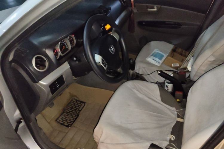 Used CHANGAN Alsvin 2012 Sedan 1.5L Manual Comfort Model Driver Seat