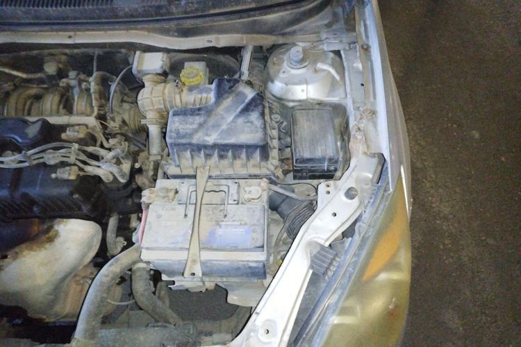 Used CHANGAN Alsvin 2012 Sedan 1.5L Manual Comfort Model Engine Bay Left