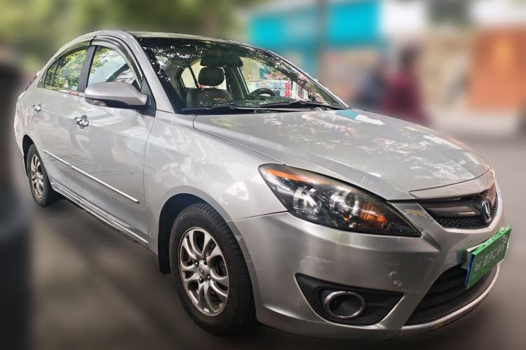 Used CHANGAN Alsvin 2012 Sedan 1.5L Manual Luxury Model Front Right 45 Deg