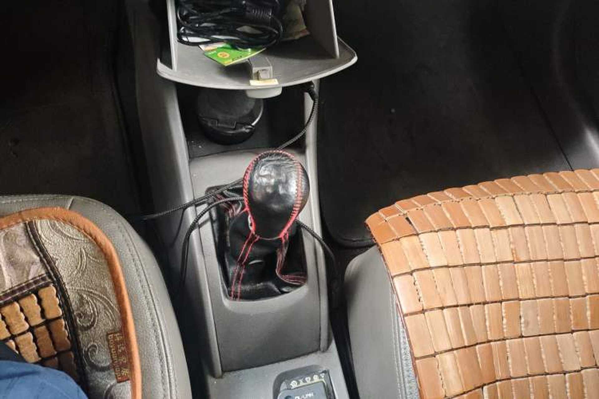 Used CHANGAN Alsvin 2012 Sedan 1.5L Manual Luxury Model Gear Lever
