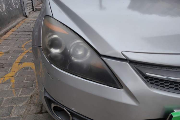 Used CHANGAN Alsvin 2012 Sedan 1.5L Manual Luxury Model Right Front Headlight