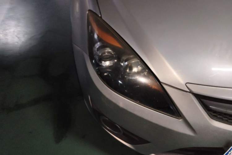 Used CHANGAN Alsvin 2012 Sedan 1.5L Manual Comfort Model Right Front Headlight