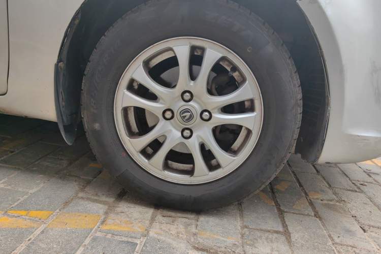 Used CHANGAN Alsvin 2012 Sedan 1.5L Manual Luxury Model Right Front Wheel Hub
