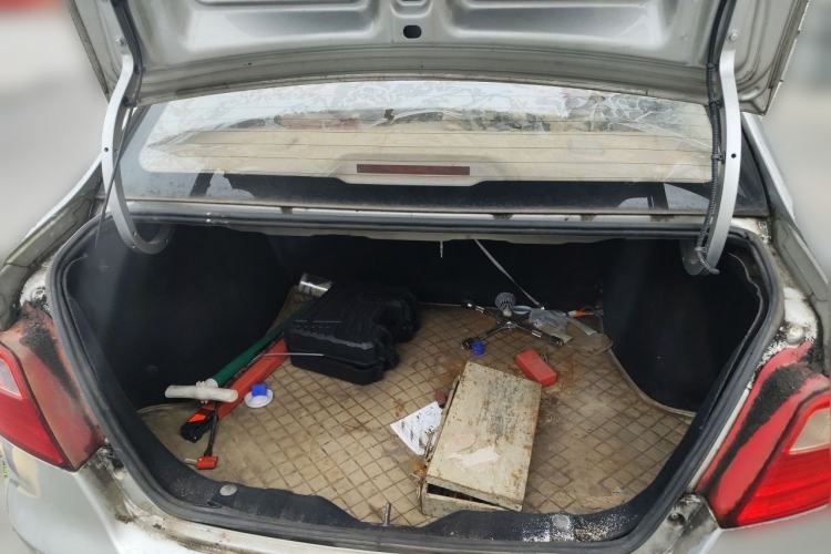 Used CHANGAN Alsvin 2012 Sedan 1.5L Manual Comfort Model Trunk
