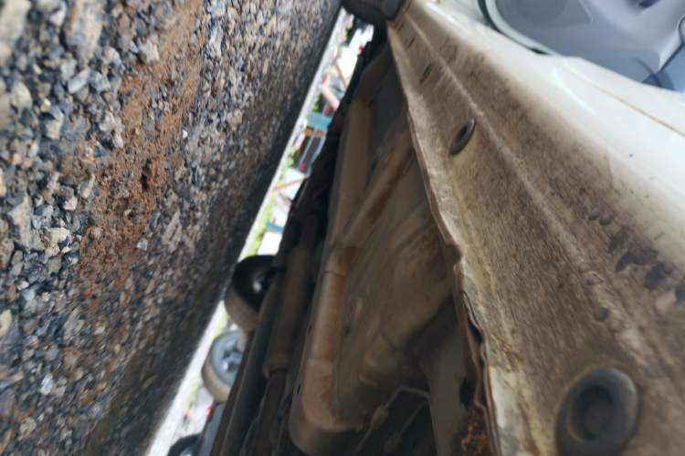 Used CHANGAN Alsvin 2012 Sedan 1.5L Manual Comfort Model Chassis Rear Left