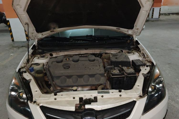 Used CHANGAN Alsvin 2012 Sedan 1.5L Manual Luxury Model Engine Bay
